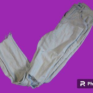 American Eagle Outfitters mom jean distressed ripped denim pants light blue 00